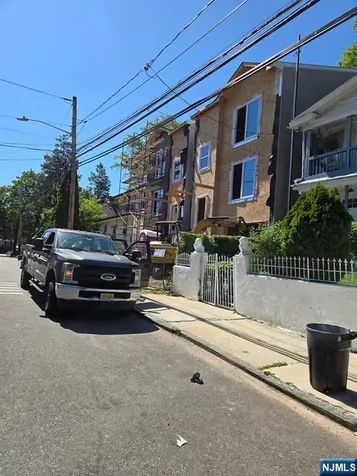 16 Cliff Street Newark NJ 07106