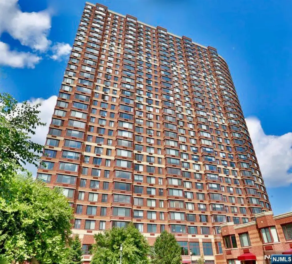 100 Old Palisade Road Fort Lee NJ 07024