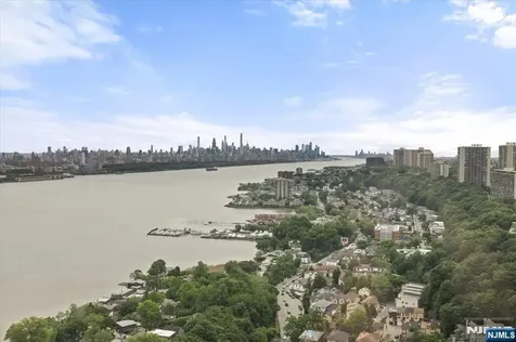 100 Old Palisade Road Fort Lee NJ 07024