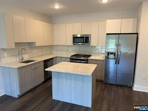 2301 Lemoine Avenue Fort Lee NJ 07024
