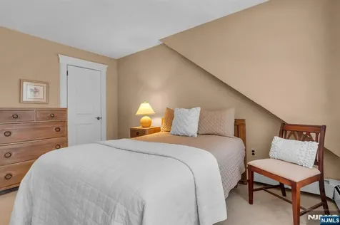 122 Herbert Avenue Closter NJ 07624