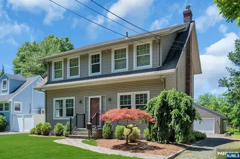 122 Herbert Avenue Closter NJ 07624
