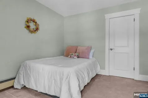 122 Herbert Avenue Closter NJ 07624