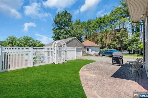 122 Herbert Avenue Closter NJ 07624