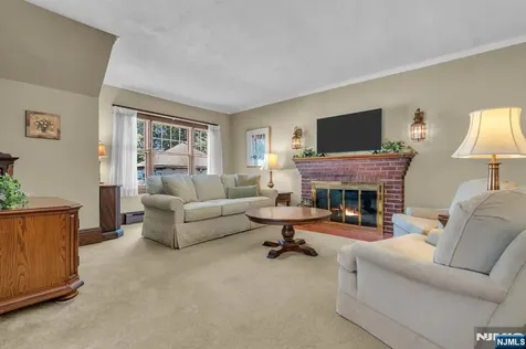 122 Herbert Avenue Closter NJ 07624