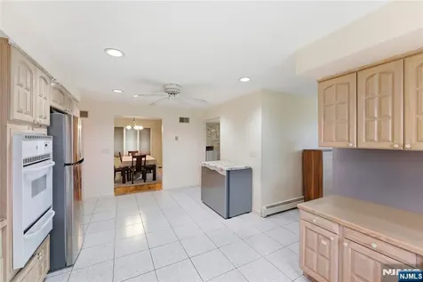 767 Kingsland Avenue Ridgefield NJ 07657