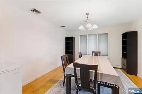 767 Kingsland Avenue Ridgefield NJ 07657