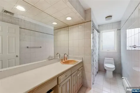 767 Kingsland Avenue Ridgefield NJ 07657