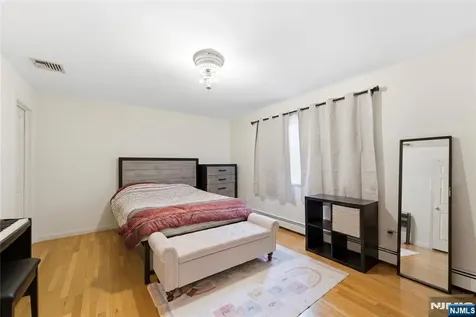 767 Kingsland Avenue Ridgefield NJ 07657