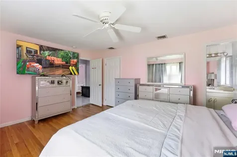 767 Kingsland Avenue Ridgefield NJ 07657
