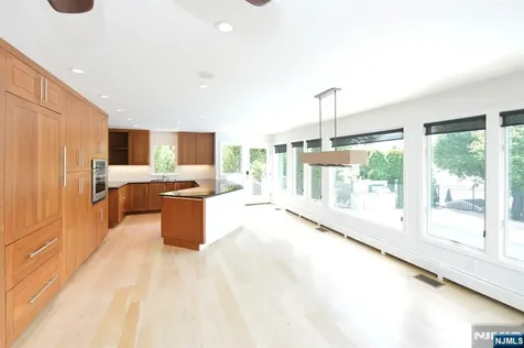 17 Forest Lake Drive West Milford NJ 07421