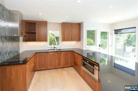 17 Forest Lake Drive West Milford NJ 07421