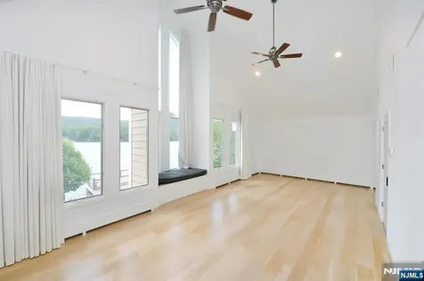 17 Forest Lake Drive West Milford NJ 07421