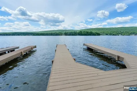 17 Forest Lake Drive West Milford NJ 07421