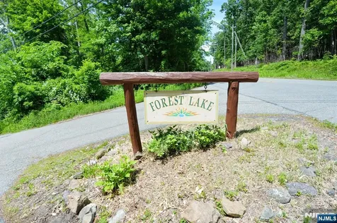 17 Forest Lake Drive West Milford NJ 07421