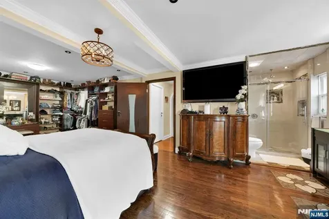 161 Plauderville Avenue Garfield NJ 07026