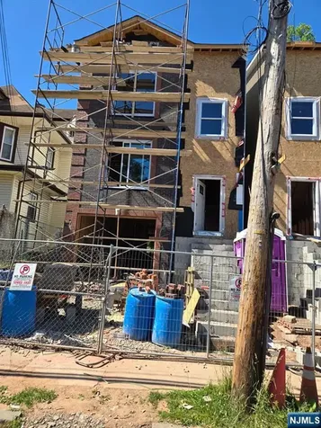 14 Cliff Street Newark NJ 07106