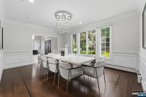 70 Mcelroy Avenue Fort Lee NJ 07024