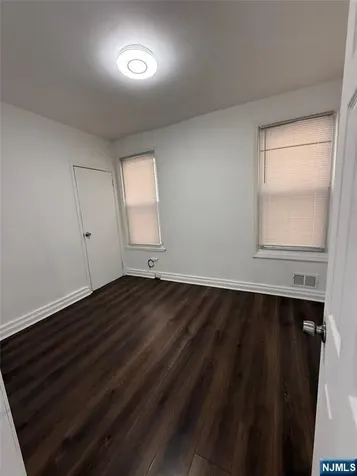 416 15th Street Newark NJ 07103
