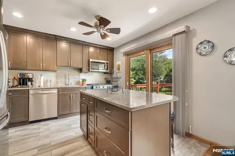 55 Marcia Road Ringwood NJ 07456