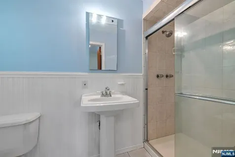 37 Wolfe Drive Wanaque NJ 07465