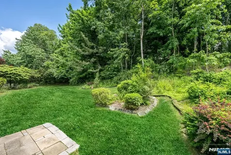 37 Wolfe Drive Wanaque NJ 07465