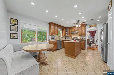 949 Rockport Road Hackettstown NJ 07840