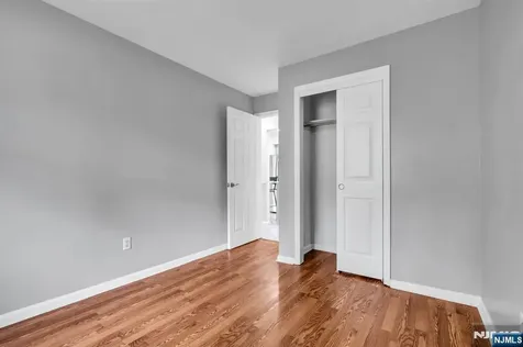 82 Stonyridge Drive Lincoln Park Borough NJ 07035