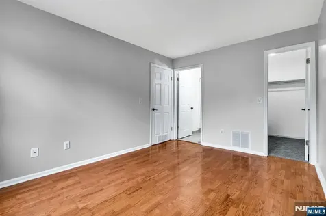 82 Stonyridge Drive Lincoln Park Borough NJ 07035