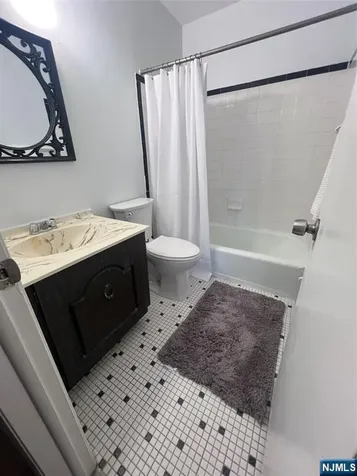 A7 Long Hill Little Falls NJ 07424