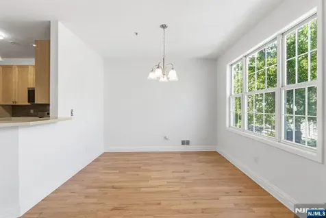 131 Brittany Court Clifton NJ 07013