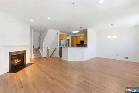 131 Brittany Court Clifton NJ 07013