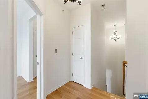 131 Brittany Court Clifton NJ 07013