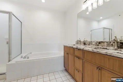 131 Brittany Court Clifton NJ 07013