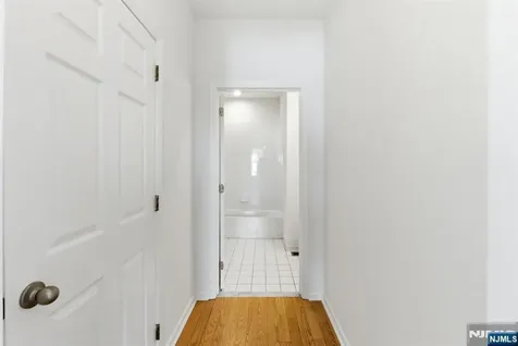 131 Brittany Court Clifton NJ 07013