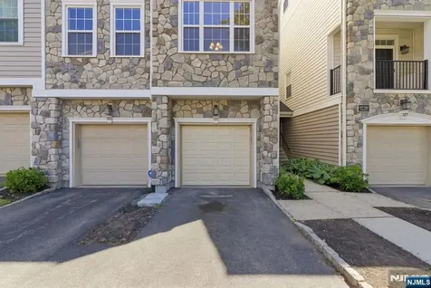 131 Brittany Court Clifton NJ 07013