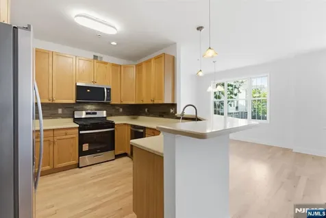 131 Brittany Court Clifton NJ 07013