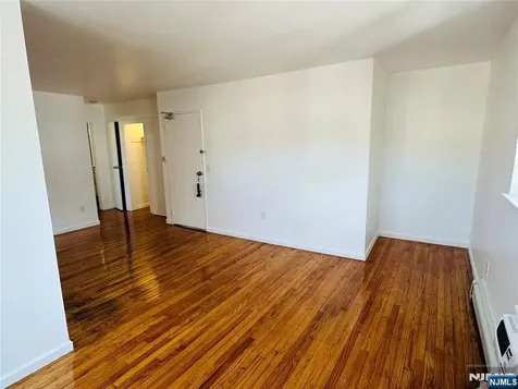 162 Spring Street Orange NJ 07050