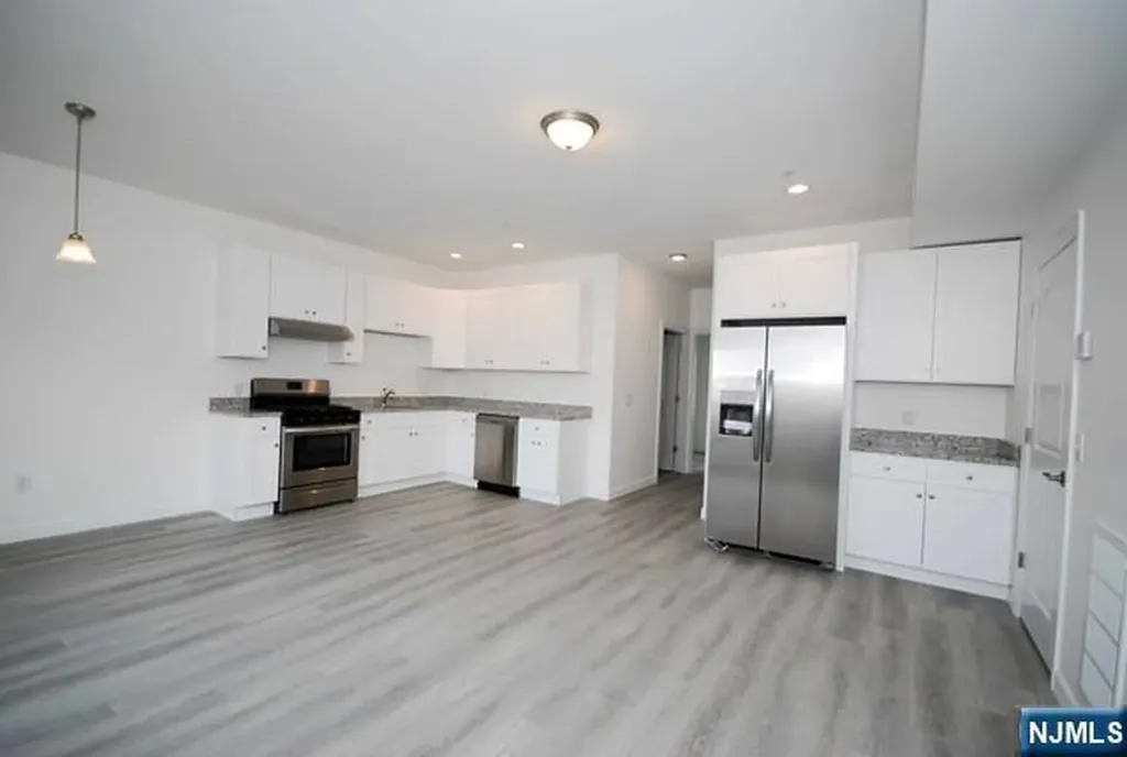 754 Paterson Avenue East Rutherford NJ 07073