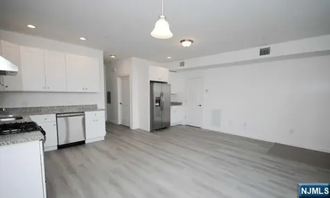 754 Paterson Avenue East Rutherford NJ 07073