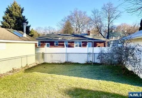 7 Holland Avenue Demarest NJ 07627