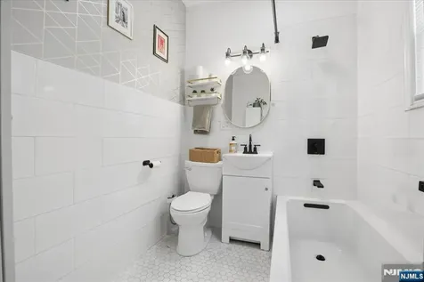 277 Grove Street East Rutherford NJ 07073