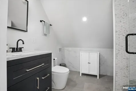 277 Grove Street East Rutherford NJ 07073