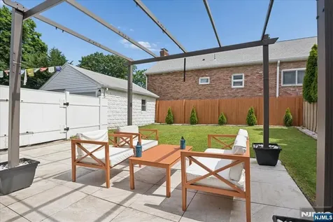 277 Grove Street East Rutherford NJ 07073