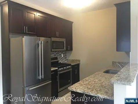 62 Bergen Turnpike Ridgefield Park NJ 07660