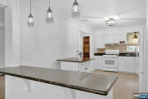 27 Shady Terrace Wayne NJ 07470