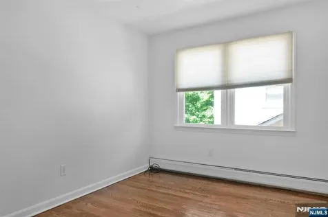 27 Shady Terrace Wayne NJ 07470