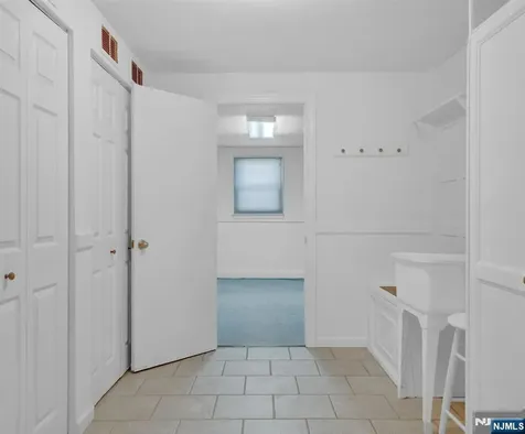 27 Shady Terrace Wayne NJ 07470