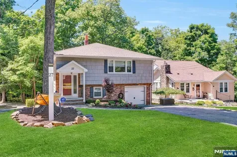 27 Shady Terrace Wayne NJ 07470