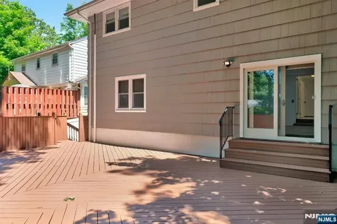 27 Shady Terrace Wayne NJ 07470